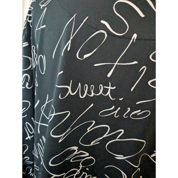 Josephine Chaus Studio Top Womens M Blouse Black White Script Graffiti Pullover - Picture 8 of 12